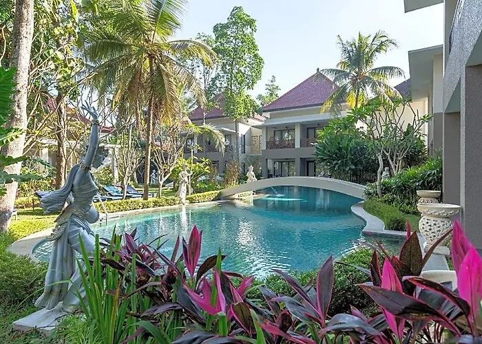 Hotel The Gantari & 4*