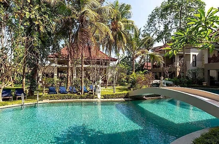 The Gantari & Hotel Ubud (Bali)